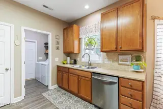 118 Moonstone Court, Jacksonville, NC 28546 – photo 18: Kitchen