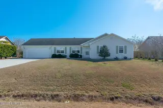 423 Dion Drive, Hubert, NC 28539 – photo 3: 03-DSC08715-HDR-Edit