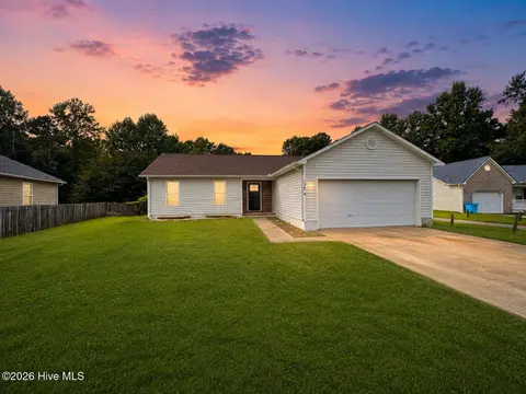 139 Sweetwater Dr, Jacksonville