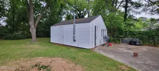 329 E 11th Street, Washington, NC 27889 – photo 5: 20260522_172606