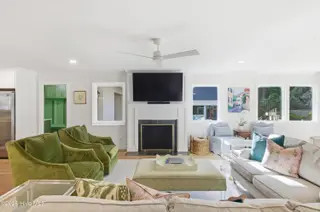 1925 Hawthorne Road, Wilmington, NC 28403 – photo 9: 009_1925_hawthorne_road-9_922