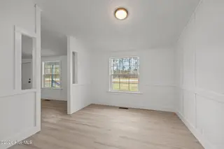 4113 N Highway 101, Newport, NC 28570 – photo 12: dining room