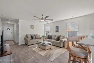 1724 Whispering Pine Street SW, Ocean Isle Beach, NC 28469 – photo 12: 40-web-or-mls-DSC05479