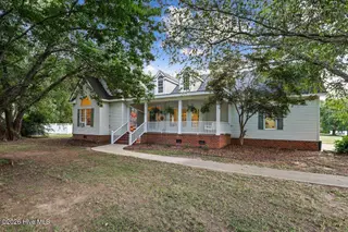 8622 Carter Grove Drive, Elm City, NC 27822 – photo 2: 04-8622 Carter Grove Dr-4
