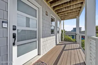 515 N Topsail Drive, Surf City, NC 28445 – photo 13: 6-web-or-mls-06