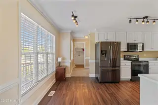 2712 Camille Drive, Winterville, NC 28590 – photo 8: 2712 camille dr-wintervillenc-13