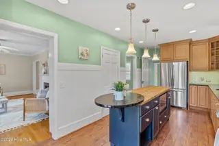 109 Wayne Drive, Wilmington, NC 28403 – photo 8: 28-web-or-mls-DSC00627