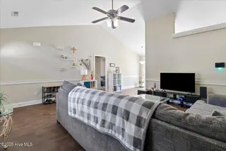 3609 Delesa Court, New Bern, NC 28560 — 3-bedroom home in Pinecrest Estates, New Bern, NC, photo 14 of 29: 13-3609 Delesa Ct-13
