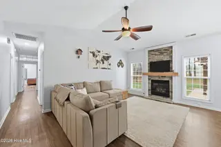 115 Grosbeak Court, Aberdeen, NC 28315 – photo 7: 7_img_7685
