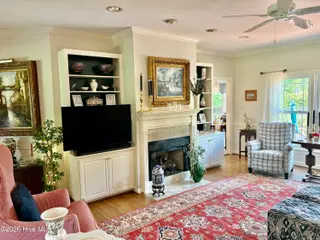 701 Discovery Bay, New Bern, NC 28562 — 3-bedroom home in Haywood Creek Landing, New Bern, NC, photo 4 of 26: Gas fireplace