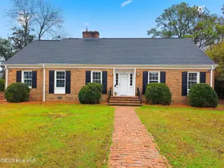 608 Prince Avenue, Goldsboro, NC 27530 – photo 1: 20251202_131700