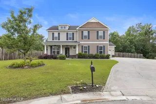 302 First Post Road, Jacksonville, NC 28546 — 4-bedroom home in Towne Pointe, Jacksonville, NC, photo 1 of 38: 302 First Post Dr