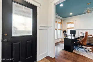 108 S 9th Street, Wilmington, NC 28401 – photo 8: mls-DSC03811