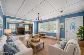 2472 Cedar Island Road, Cedar Island, NC 28520 — 3-bedroom home, Cedar Island, NC, photo 20 of 33: Front Room Staged