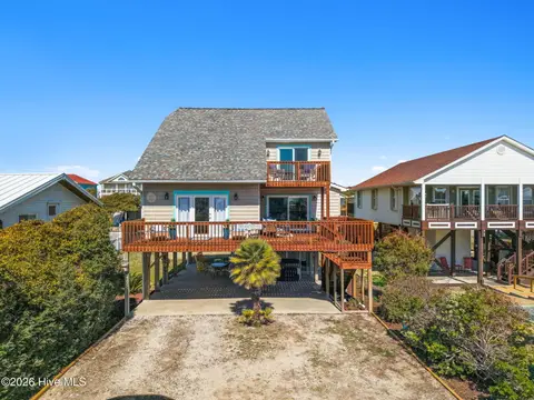 1622 E Beach Dr, Oak Island