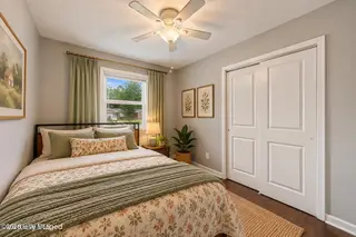 811 Little John Avenue, Jacksonville, NC 28546 — 3-bedroom home in Sherwood Forest, Jacksonville, NC, photo 14 of 24: Second Bedroom