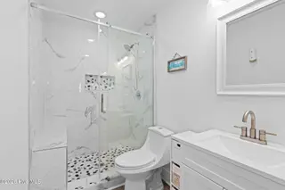 347 E First Street, Ocean Isle Beach, NC 28469 – photo 15: Bathroom