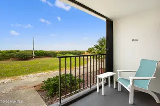 711 S Lumina Avenue 103, Wrightsville Beach, NC 28480 — 1-bedroom condo in Surf Motel Condo, Wrightsville Beach, NC, photo 7 of 19: Surf Suites 103 6