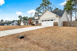 220 Westfield Drive, Richlands, NC 28574 – photo 2: 02-2