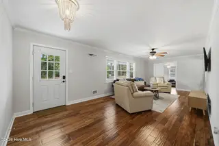 4524 Mockingbird Lane, Wilmington, NC 28409 — 4-bedroom home in Long Leaf Hills, Wilmington, NC, photo 7 of 58: 4524MockingbirdLn-22