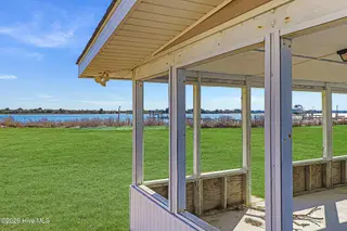 363 Live Oak Road, Newport, NC 28570 – photo 5: Waterfront Home in Newport