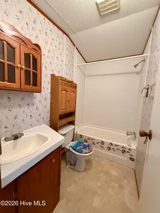 2430 Hines Farm Road, Jacksonville, NC 28540 – photo 12: 2430 Hines Farm Road, Jacksonville, NC