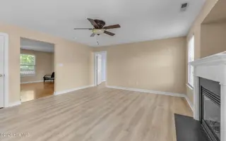 2113 Eleuthera Way, Elizabeth City, NC 27909 – photo 11: Living area