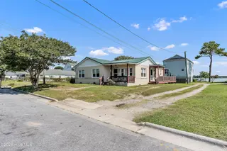 1004 Avery Street, Morehead City, NC 28557 – photo 4: DSC06103-Edit