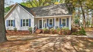 846 Darrell Drive, Greenville, NC 27834 — 3-bedroom home in Forest Pines, Greenville, NC, photo 3 of 39: 30-web-or-mls-846 Darrell Drive-28