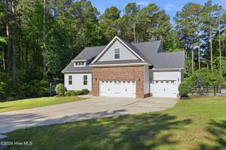 225 Dicks Hill Road, Carthage, NC 28327 — 4-bedroom home in Longleaf Estate, Carthage, NC, photo 2 of 49: 2-web-or-mls-IMG_1702