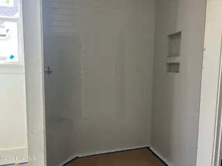 1304 Trisail Terrace, Wilmington, NC 28412 – photo 8: PrimaryBathroom
