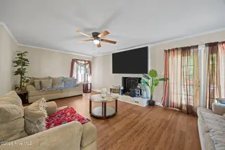 105 Dogwood Drive, Washington, NC 27889 – photo 6: 34-web-or-mls-IMG_4015