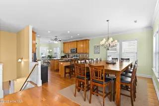 390 E Second Street, Ocean Isle Beach, NC 28469 – photo 5: Dining area