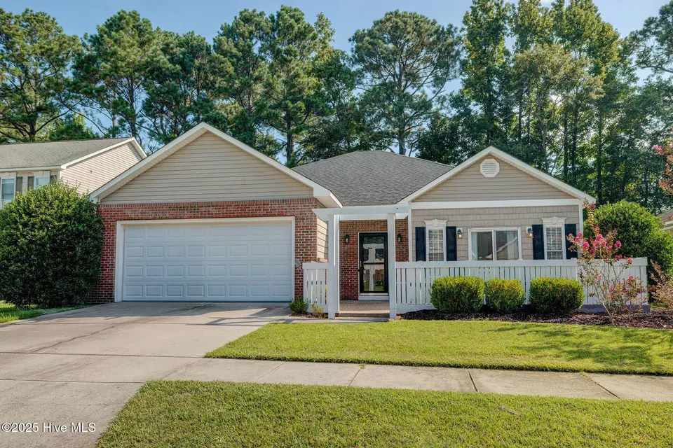 1008 Lake Norman Lane, Leland, NC 28451 – photo 1 of 29: 1008LakeNormanLane-131