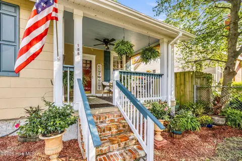 165 Central Boulevard, Wilmington