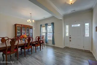 326 Station House Road, New Bern, NC 28562 – photo 4: Entryway-Foyer