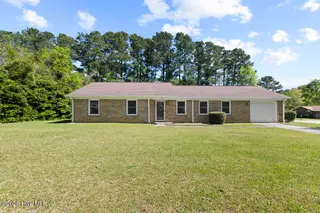 700 Shadowridge Road, Jacksonville, NC 28546 – photo 1: 425A5029