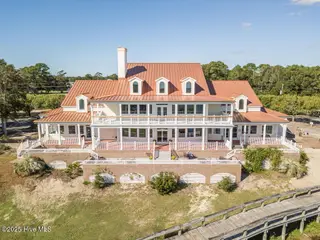 2059 Greenside Manor Drive SW, Ocean Isle Beach, NC 28469 – photo 3: 2059 Greenside Manor