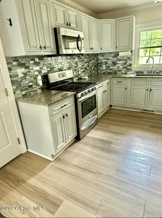 2206 Carey Road, Kinston, NC 28504 – photo 4: kitchen