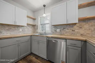 504 Oakwood Avenue, Jacksonville, NC 28546 – photo 23: 12-web-or-mls-504 Oakwood Ave. 22