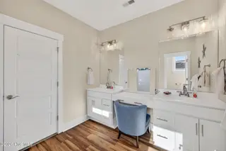 460 Summerhouse Drive, Holly Ridge, NC 28445 – photo 15: primary bathroom