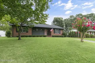 606 Hawthorne Lane W, Wilson, NC 27893 – photo 3: Front 3
