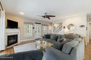 106 SE 44th Street, Oak Island, NC 28465 – photo 8: 106 SE 44th St - 10