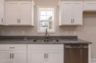 212 Shadow Grass Court, Stella, NC 28582 – photo 19: Kitchen