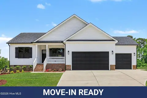 144 Tee Drive, Selma