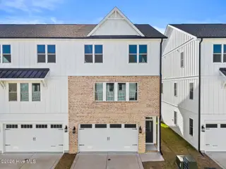 828 Anchors Bend Way 5, Wilmington, NC 28411 – photo 1: 011_828_anchors_bend_way_710