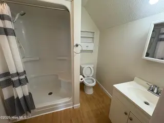 1054 Whitehall Road, Whiteville, NC 28472 – photo 22: Upstairs Bath