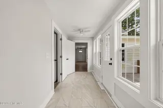 305 E Harnett Street, Benson, NC 27504 – photo 17: 21-web-or-mls-DSC01690