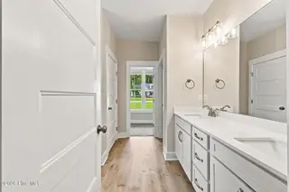 2428 Starling Lane, New Bern, NC 28562 – photo 18: 11-web-or-mls-0C0A0977_edit