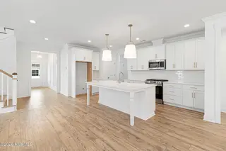 222 Windswept Lane, Beaufort, NC 28516 – photo 4: Kitchen with Island(1)